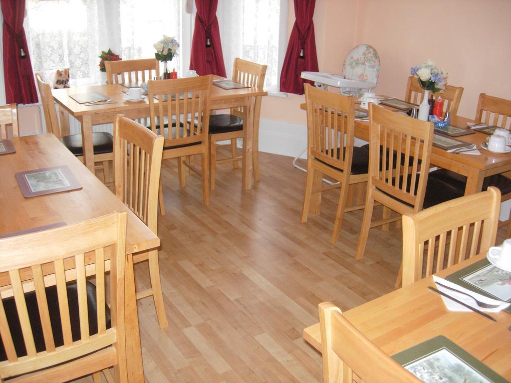 דובר Longfield Guest House מראה חיצוני תמונה