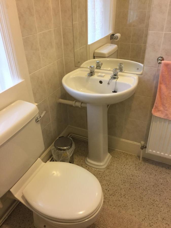 דובר Longfield Guest House מראה חיצוני תמונה