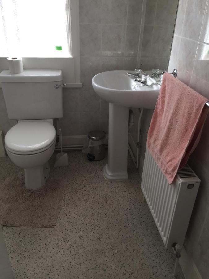דובר Longfield Guest House מראה חיצוני תמונה