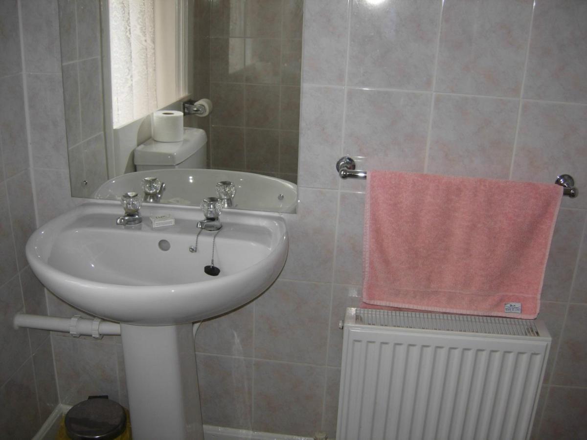 דובר Longfield Guest House מראה חיצוני תמונה